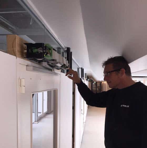 Installation af Dørautomatik